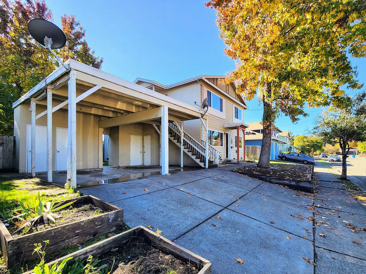 3 Bedroom Rincon Valley Duplex — Photo 3