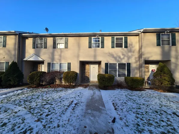 512 Harding St, New Kensington, PA 15068