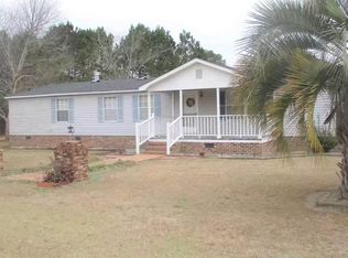 28 Cyrus St, Kingstree, SC 29556