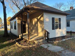 106 4th St, Jackson, TN 38301