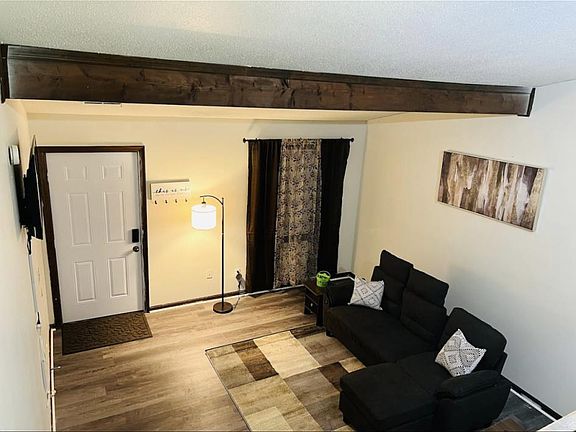 4th image of 3424 Birchwood Dr