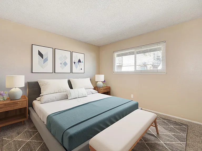 Brentwood Village Apartments — Photo 14
