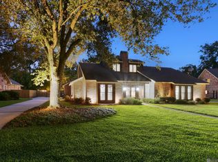 627 Highland Oaks Dr, Baton Rouge, LA 70810