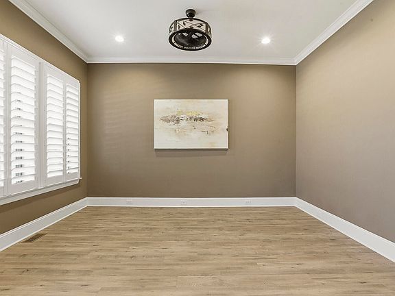 4th image of 115 Sterling Chapel Way