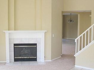 947 Goldenrod St, Corona, CA 92882