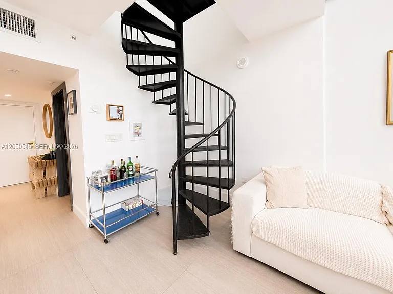555 NE 15th St #T6 — Photo 16