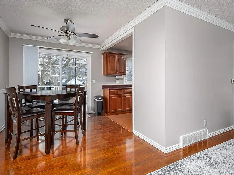3117 Windsor Dr #0 — Photo 6