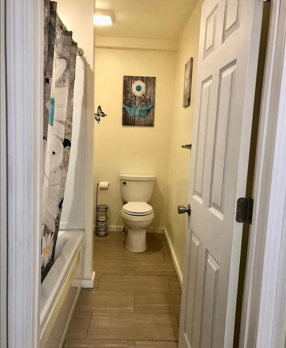 657 Maine Ave — Photo 4