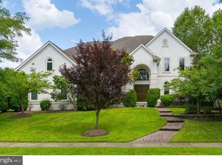18 Dressage Ct, Cherry Hill, NJ 08003