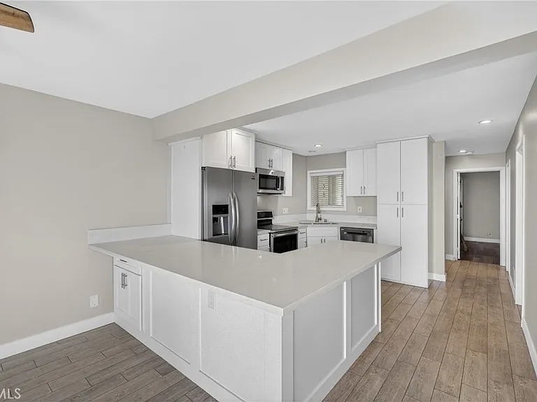 222 Arch St #1 — Photo 12