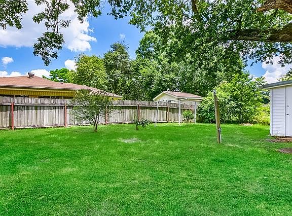 4th image of 2228 Hyman Pl