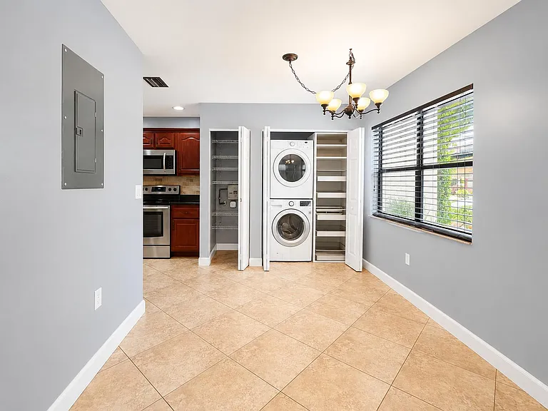 5476 Gate Lake Rd #5476 — Photo 3