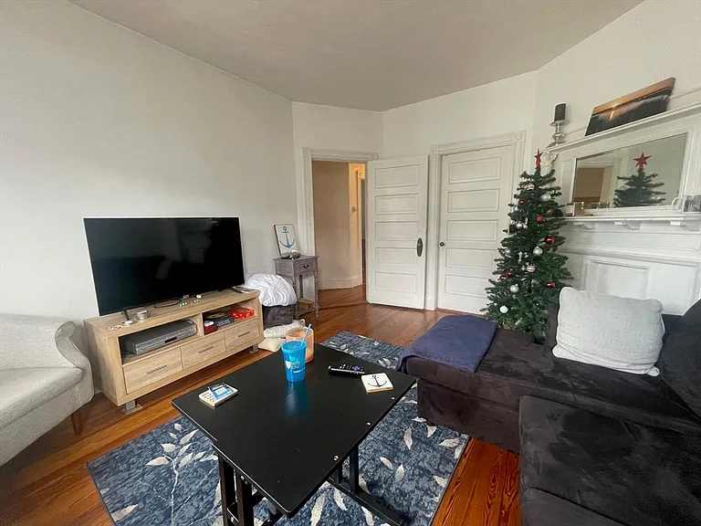 44 I St #3 — Photo 2