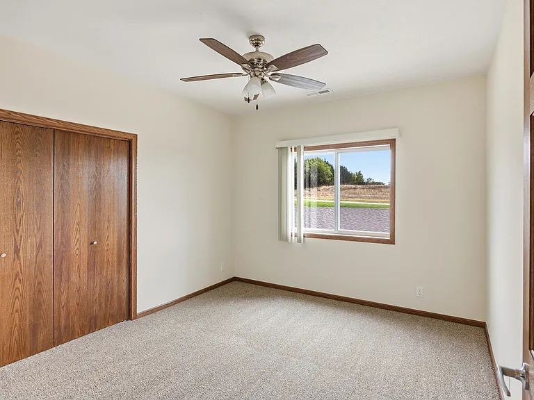 Wilderness Hills South Apartments — Photo 96
