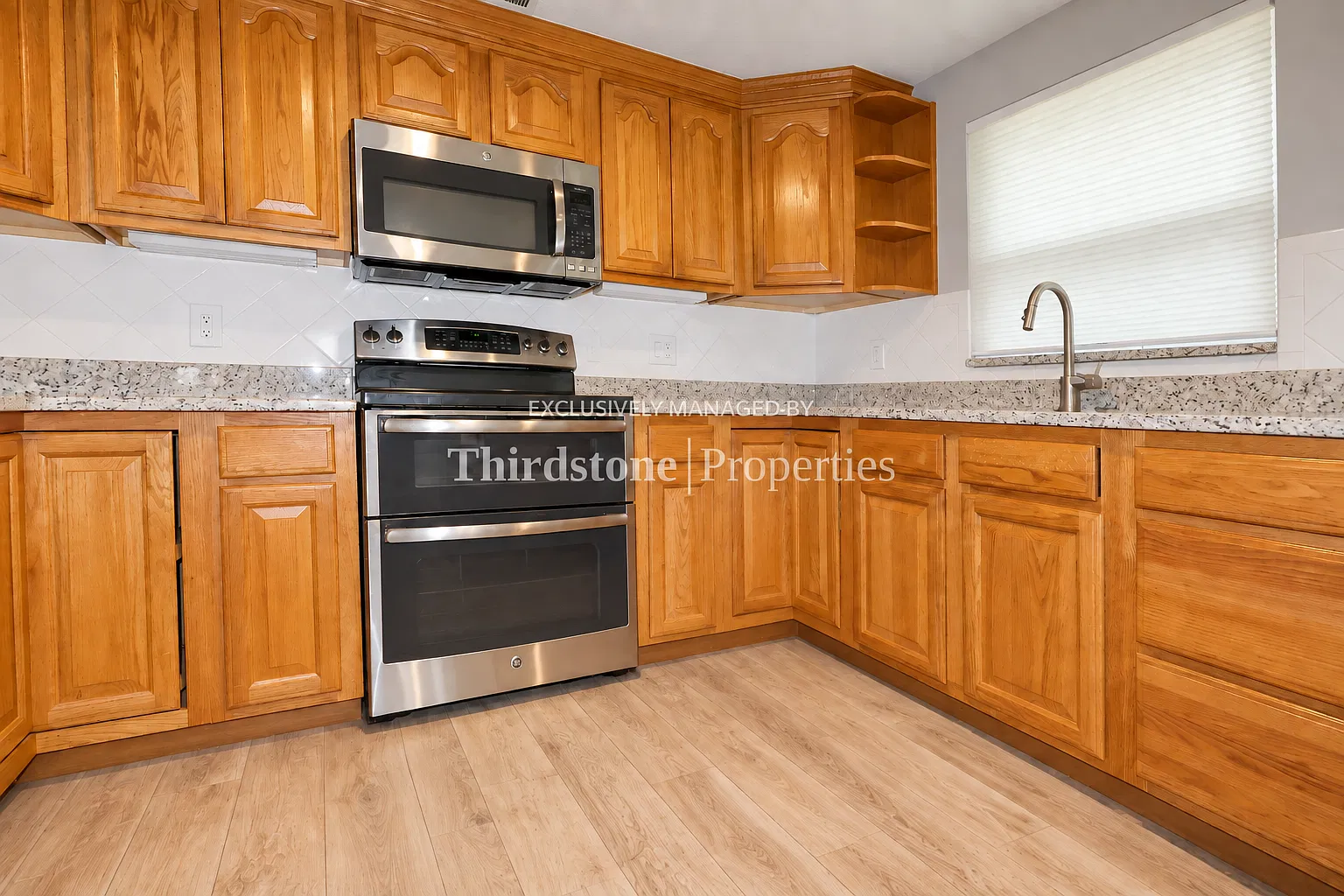 2867 E Goldenrod Cir, Jacksonville, FL 32246 — Photo 4