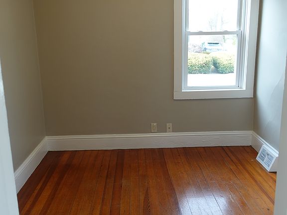 5th image of 61 N Marlborough St