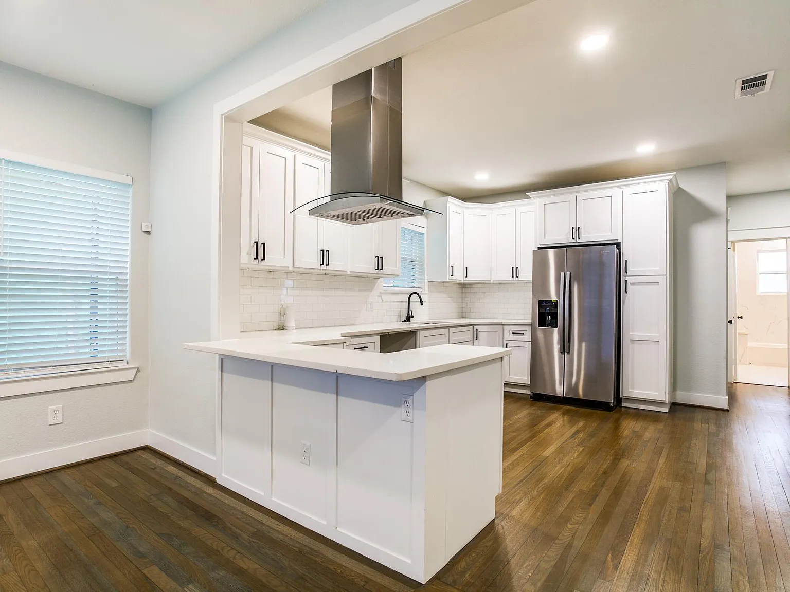 3 bed, 1550 sqft, $2,600 — Photo 1