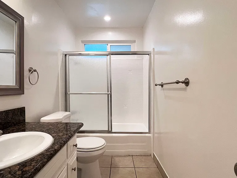 1419 S Orange Ave #15 — Photo 16