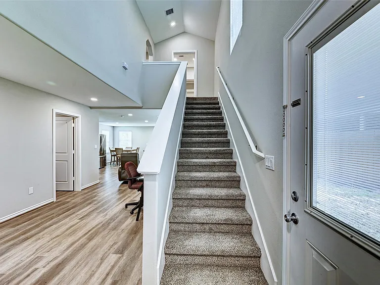 268 Sunrise Dr — Photo 34