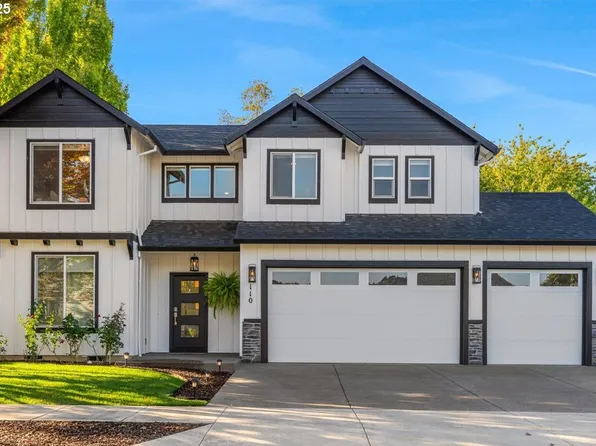 110 W Oxford St, Newberg, OR 97132