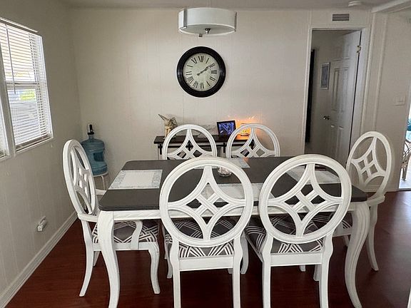 5th image of 24 Turtle Rd