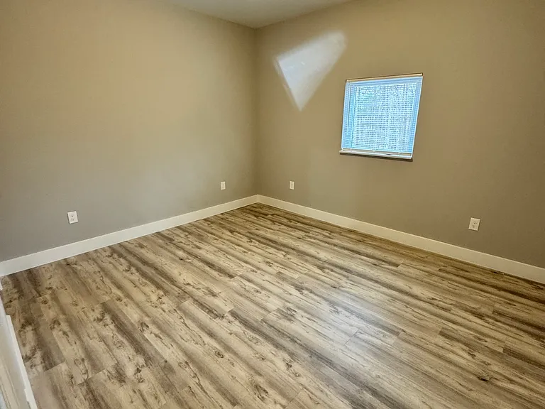 194 Frank Christian Rd — Photo 9