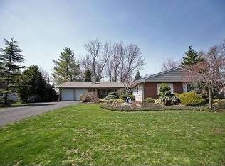 16 Cressida Dr, Old Bridge, NJ 08857