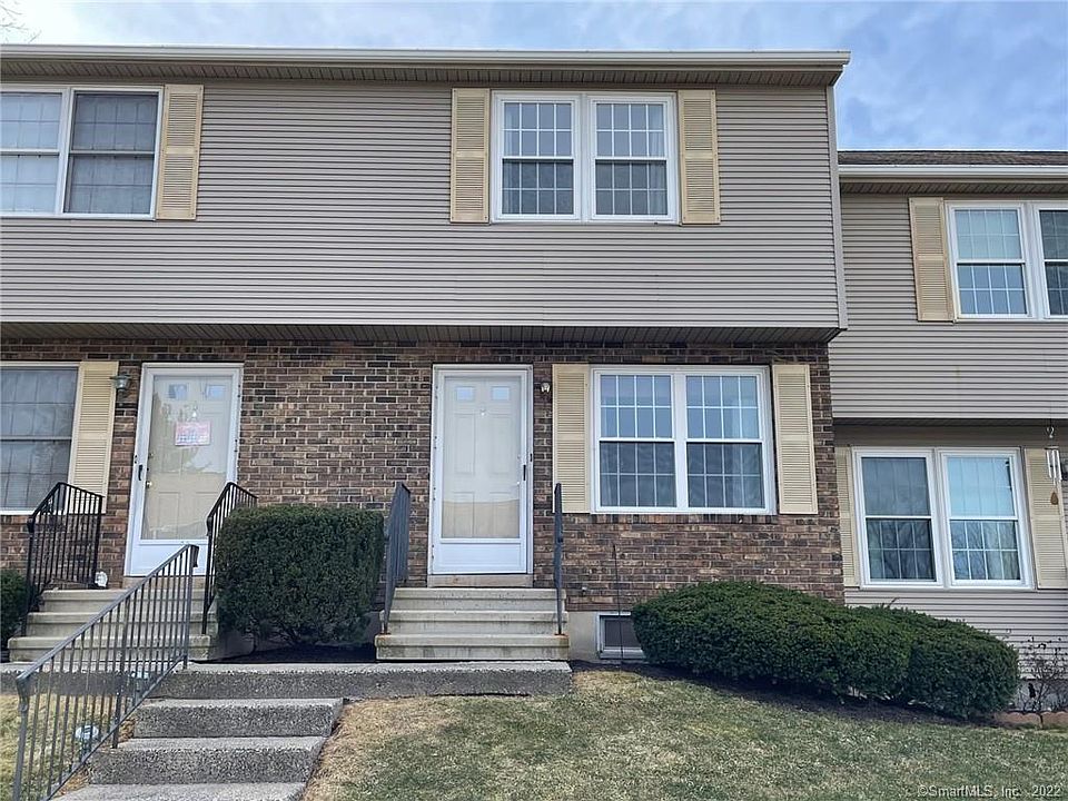 1st image of 7 Countryside Ln #5