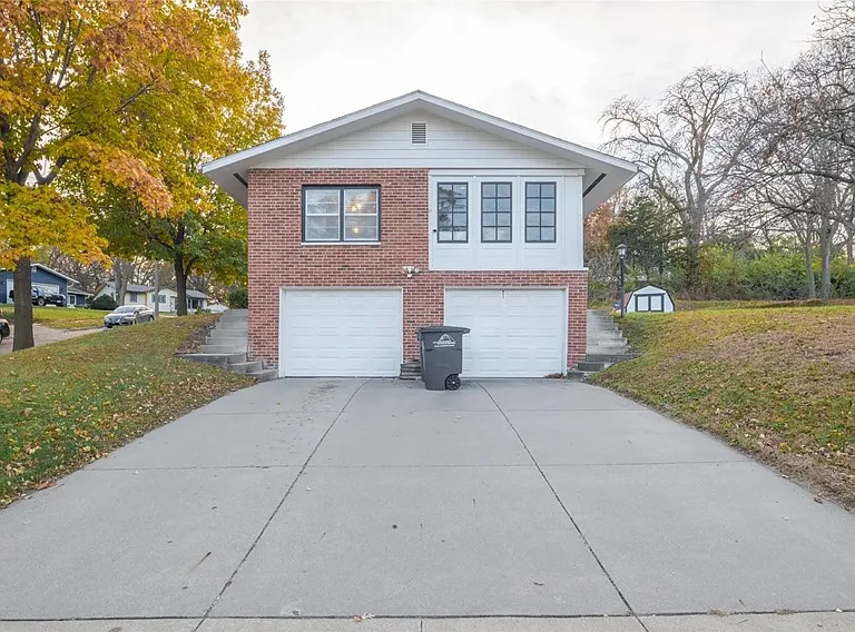 4212 Valley Cir — Photo 4