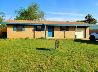 640 SW 14th St, Moore, OK 73160