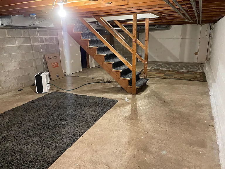 Large storage area in the basement