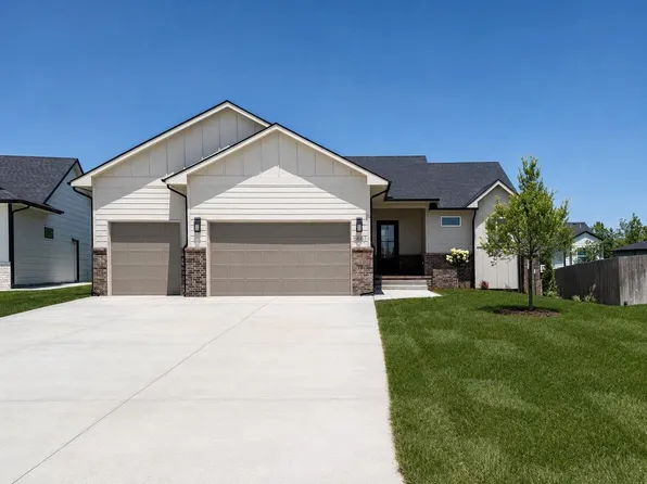 5881 N Saint Paul Ct, Wichita, KS 67204