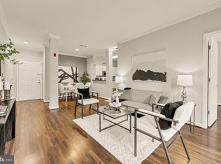 4560 Strutfield Ln APT 1203, Alexandria, VA 22311