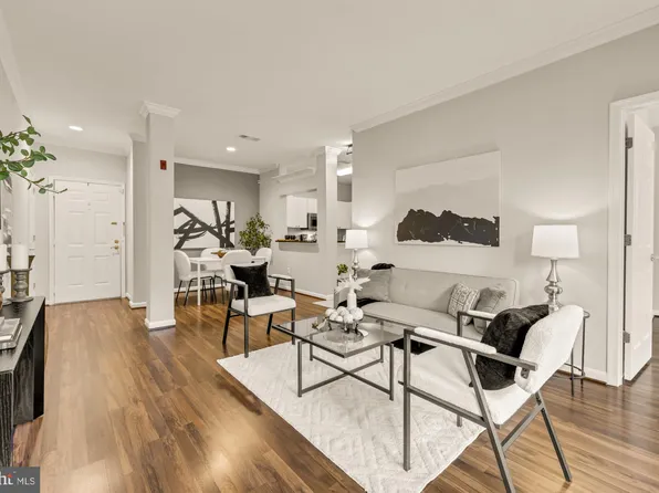 4560 Strutfield Ln APT 1203, Alexandria, VA 22311