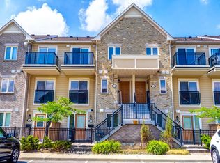 4975 Southampton Dr #344, Mississauga, ON L5M 8E5