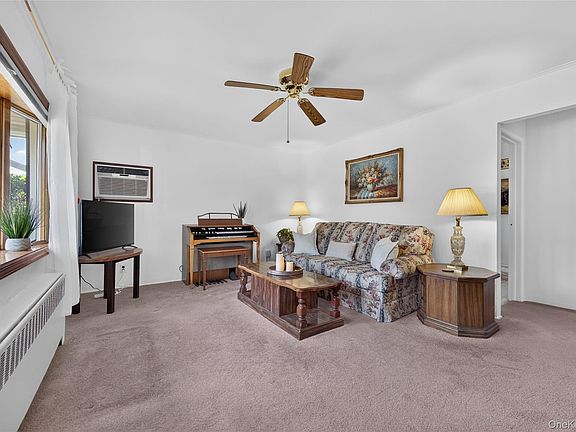 3rd image of 41 Elwood Avenue