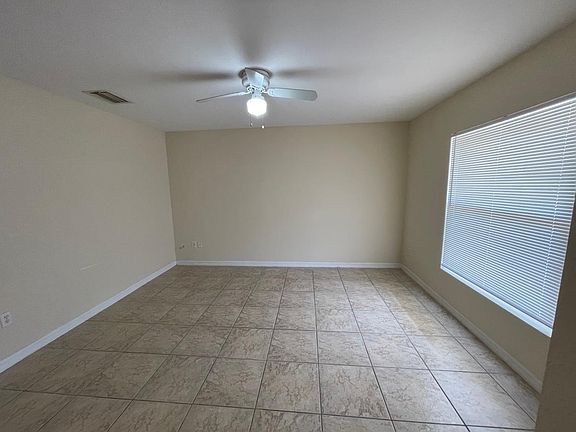 5th image of 208 Hightower Ave S