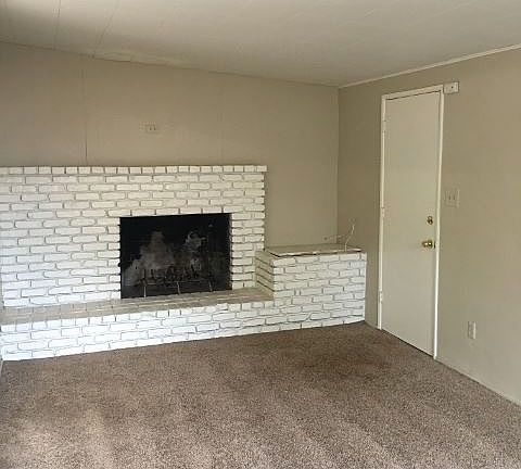 4th image of 5264 Manhasset Dr