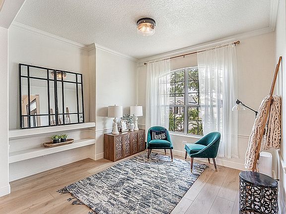 3rd image of 13332 Via Roma Cir