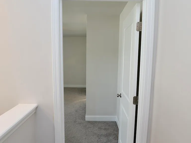 870 Curlew Cir — Photo 38