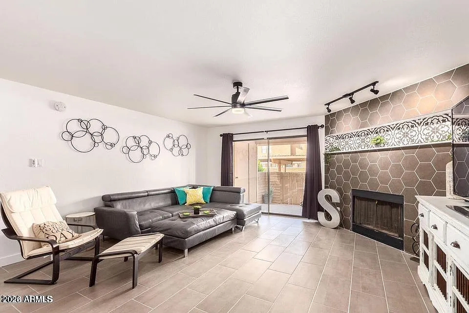 Building Photo - 7950 E Starlight Way #107
