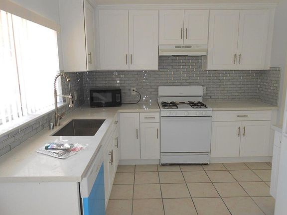 4th image of 3133 Floral Vista Ave