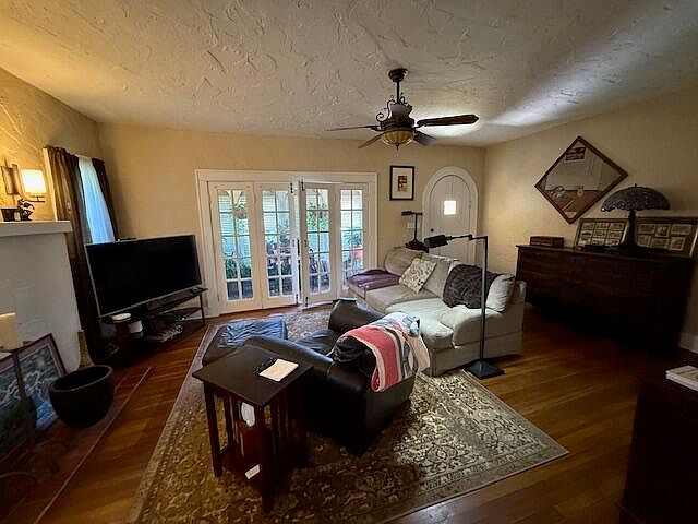 1st image of 616 37th Street