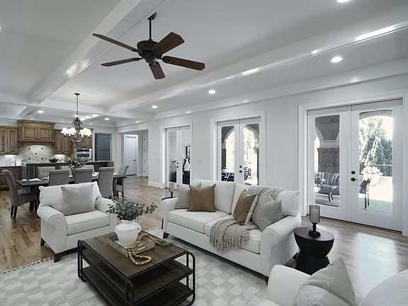 5th image of 10 Vicchio Dr