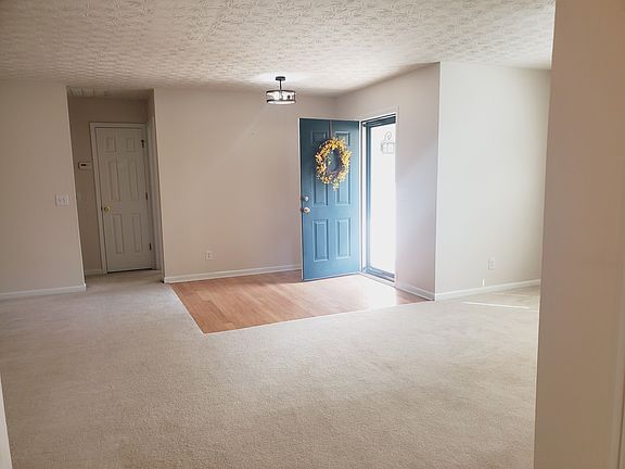 3rd image of 522 Lazy River Ln