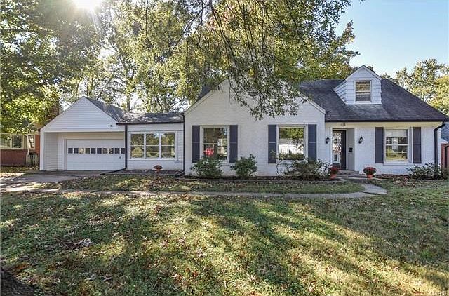 1st image of 608 Applewood Dr