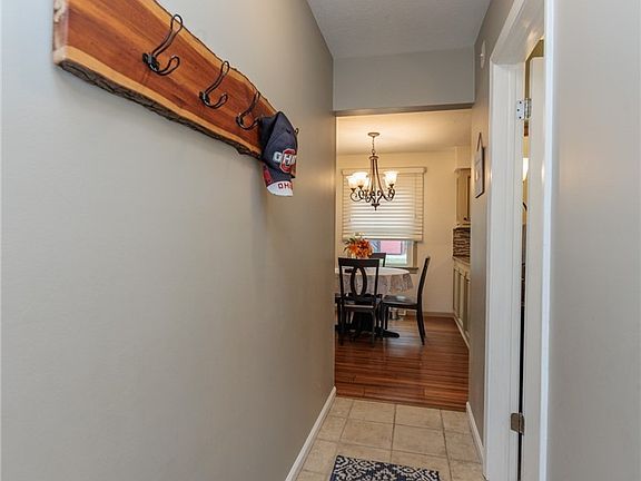 5th image of 205 Woodland Dr