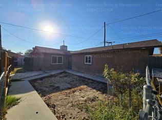 2348 S K St, Bakersfield, CA 93304