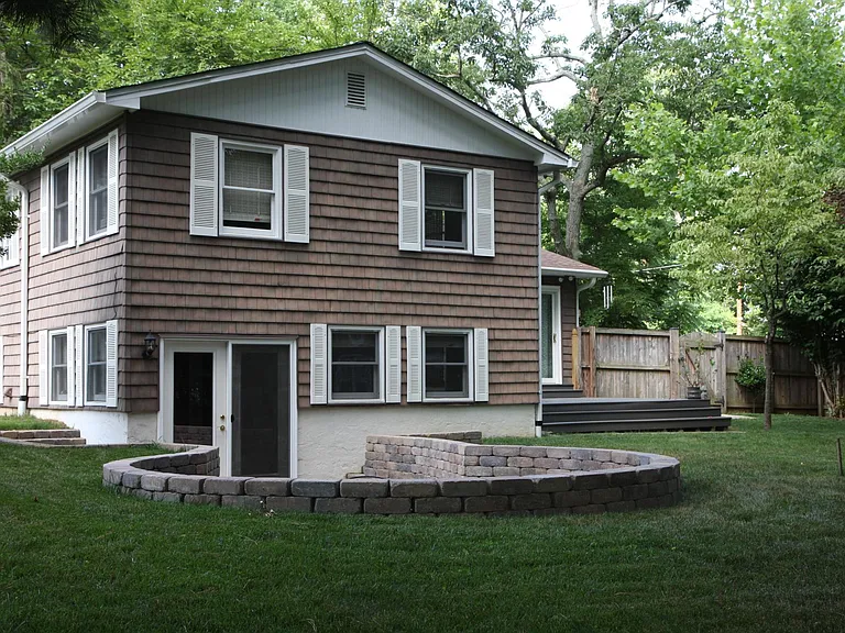 172 Calhoun St — Photo 3
