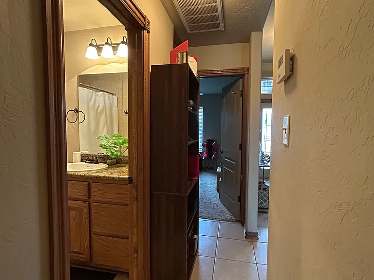 1112 Alma Dr — Photo 30
